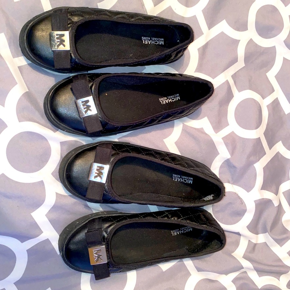 Girls size 1 authentic MK shoes